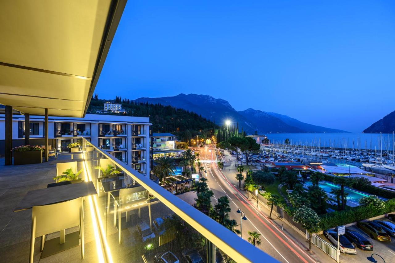 Hotel Riviera Рива-дель-Гарда Экстерьер фото